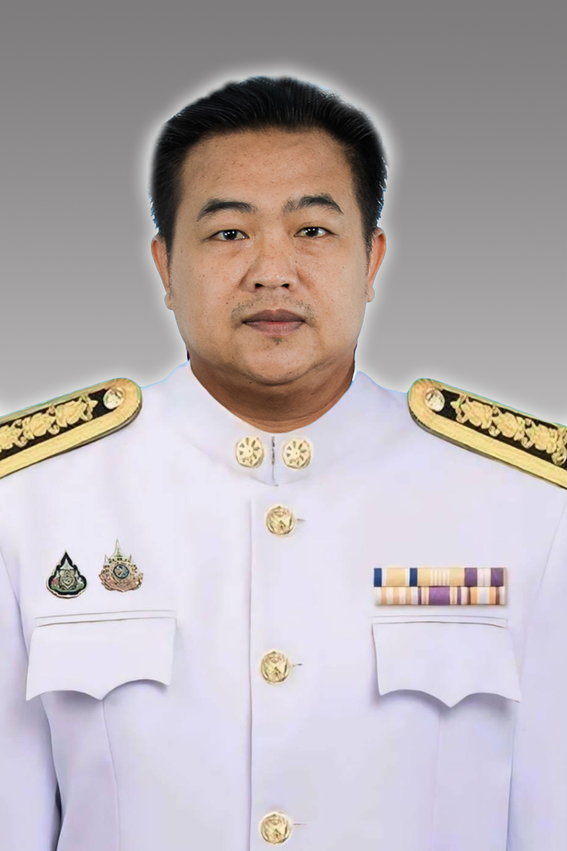 นายสัมฤทธิ์ แสงฮาม